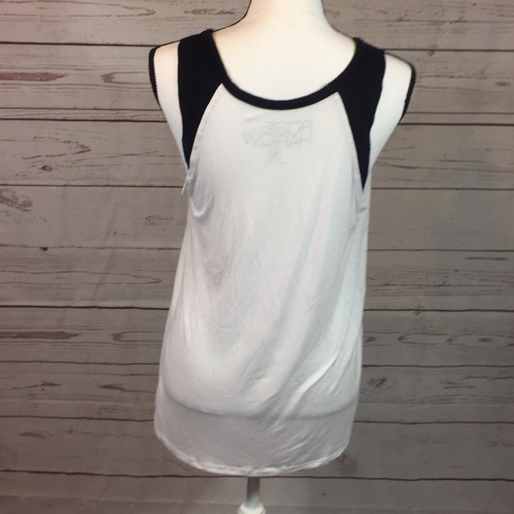 Rosie Harlow dream catcher/mandala muscle tank - Picture 4 of 6